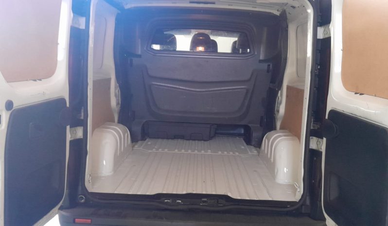 RENAULT TRAFIC 1.6 DCI 27 L1 120 CV 6 PLAZAS lleno