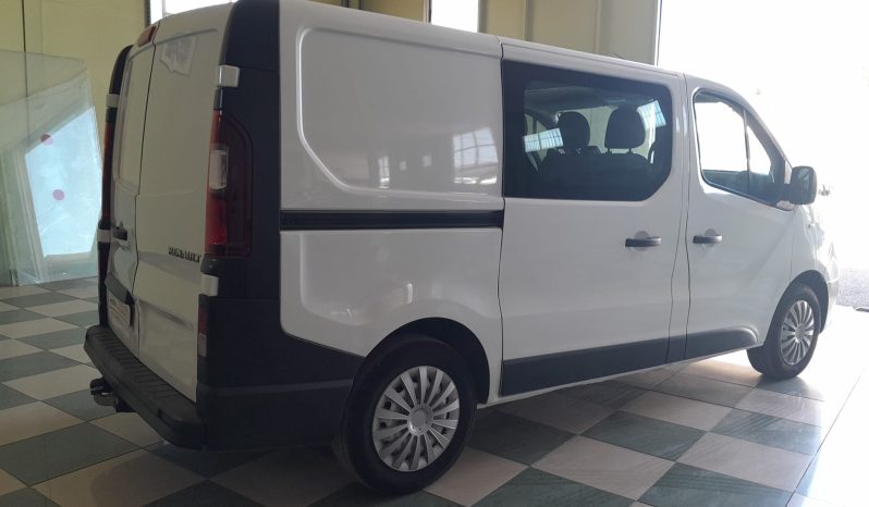 RENAULT TRAFIC 1.6 DCI 27 L1 120 CV 6 PLAZAS lleno