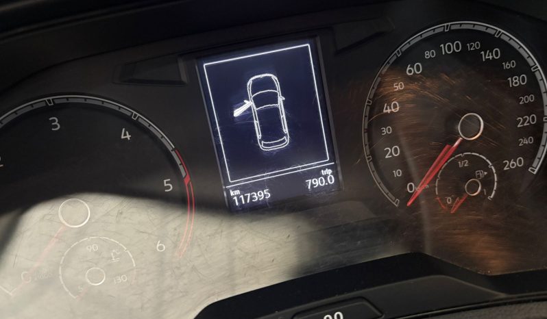 VOLKSWAGEN T-ROC 1.6 TDI EDITION 115 CV lleno