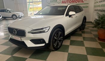 VOLVO V60 CROSS COUNTRY 2.0 D4 AWD 190 CV lleno