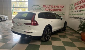 VOLVO V60 CROSS COUNTRY 2.0 D4 AWD 190 CV lleno