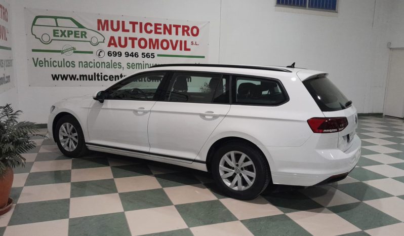 VOLKSWAGEN PASSAT VARIANT 1.6 TDI DSG BUSINESS 120 CV lleno