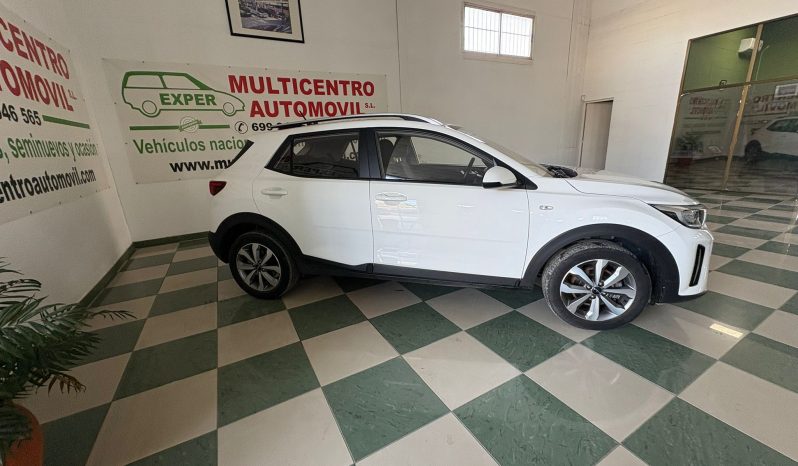 KIA STONIC 1.2 DPI CONCEPT 84 CV lleno