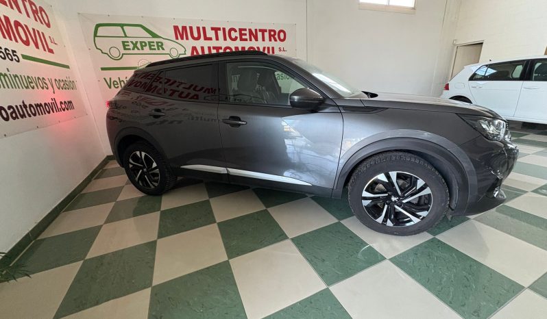 PEUGEOT 2008 1.5 BLUE HDI ALLURE 110 CV lleno