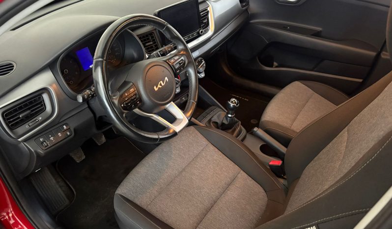 KIA STONIC 1.2 DPI CONCEPT 84 CV lleno